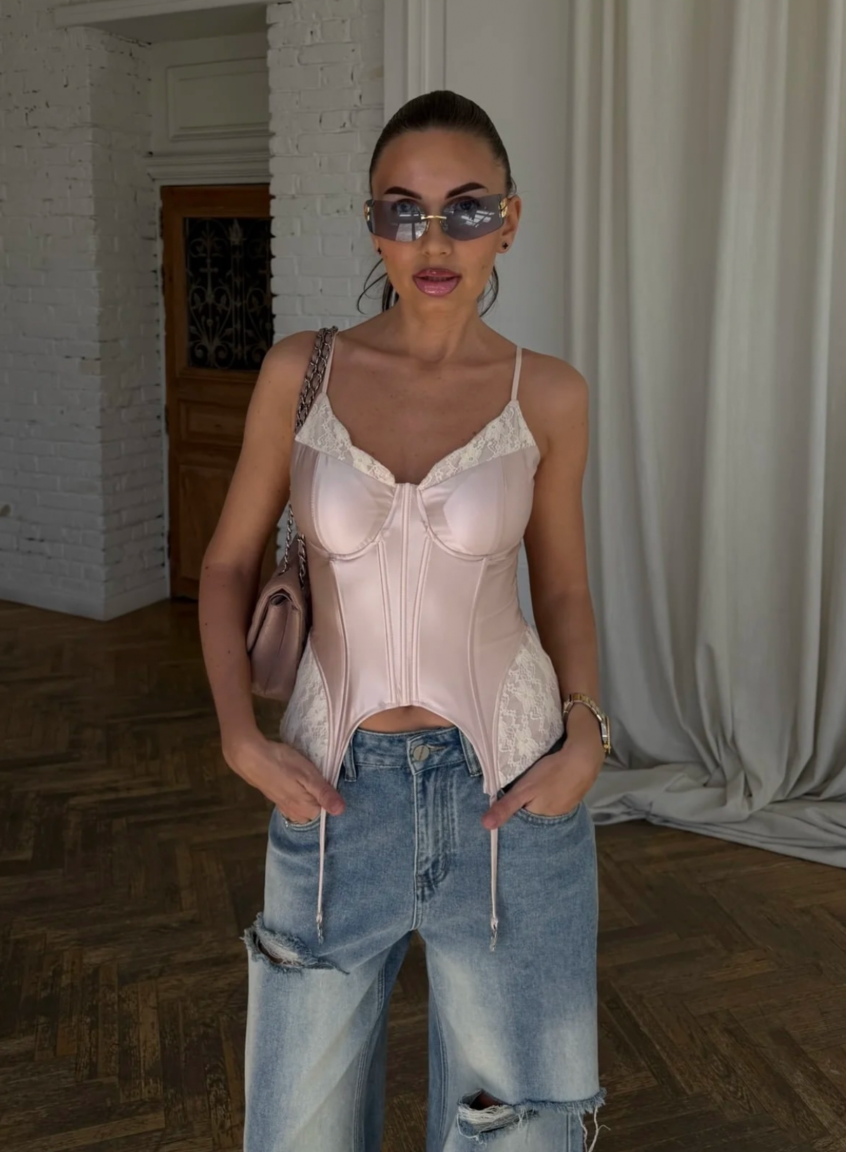 the VÉRA corset