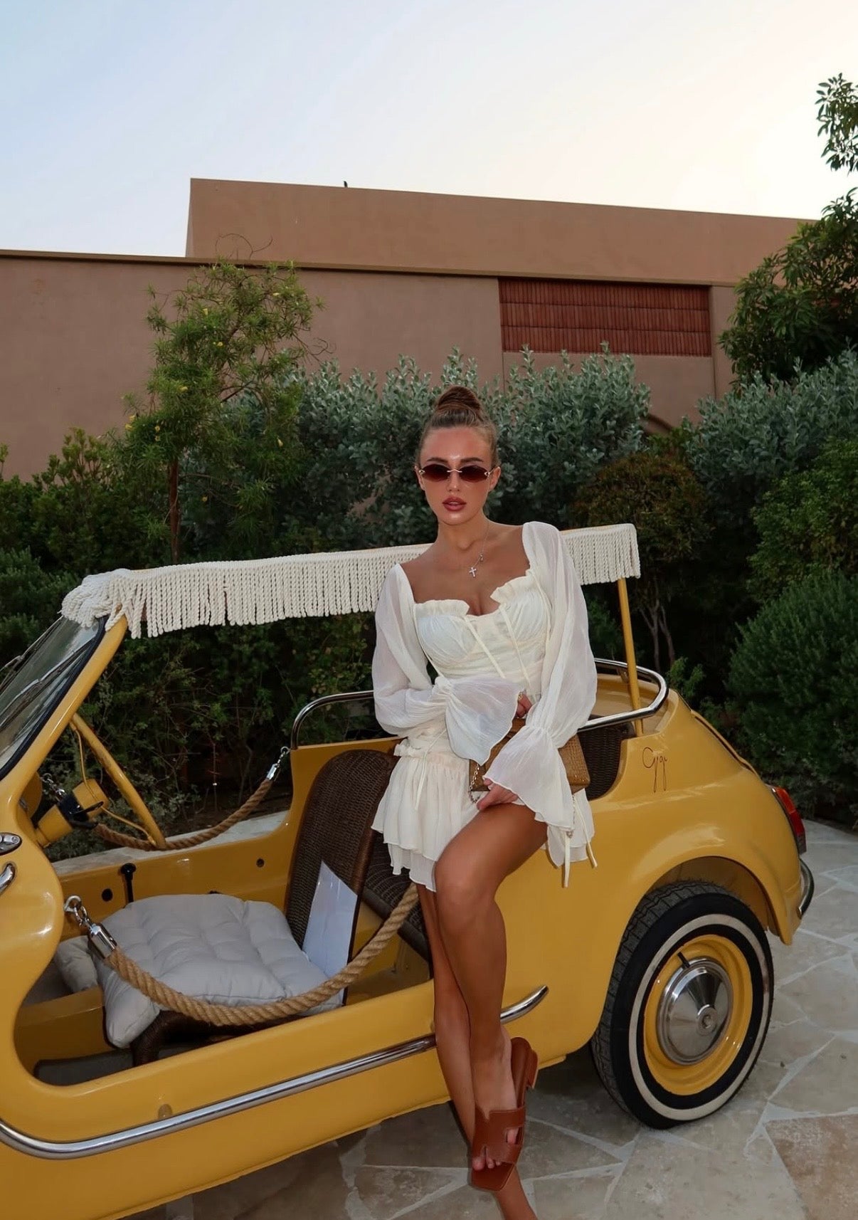 the VÉNISE dress