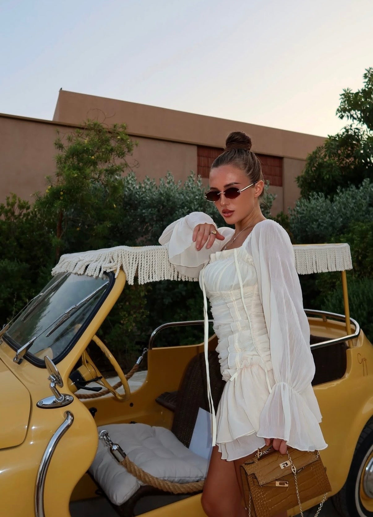 the VÉNISE dress